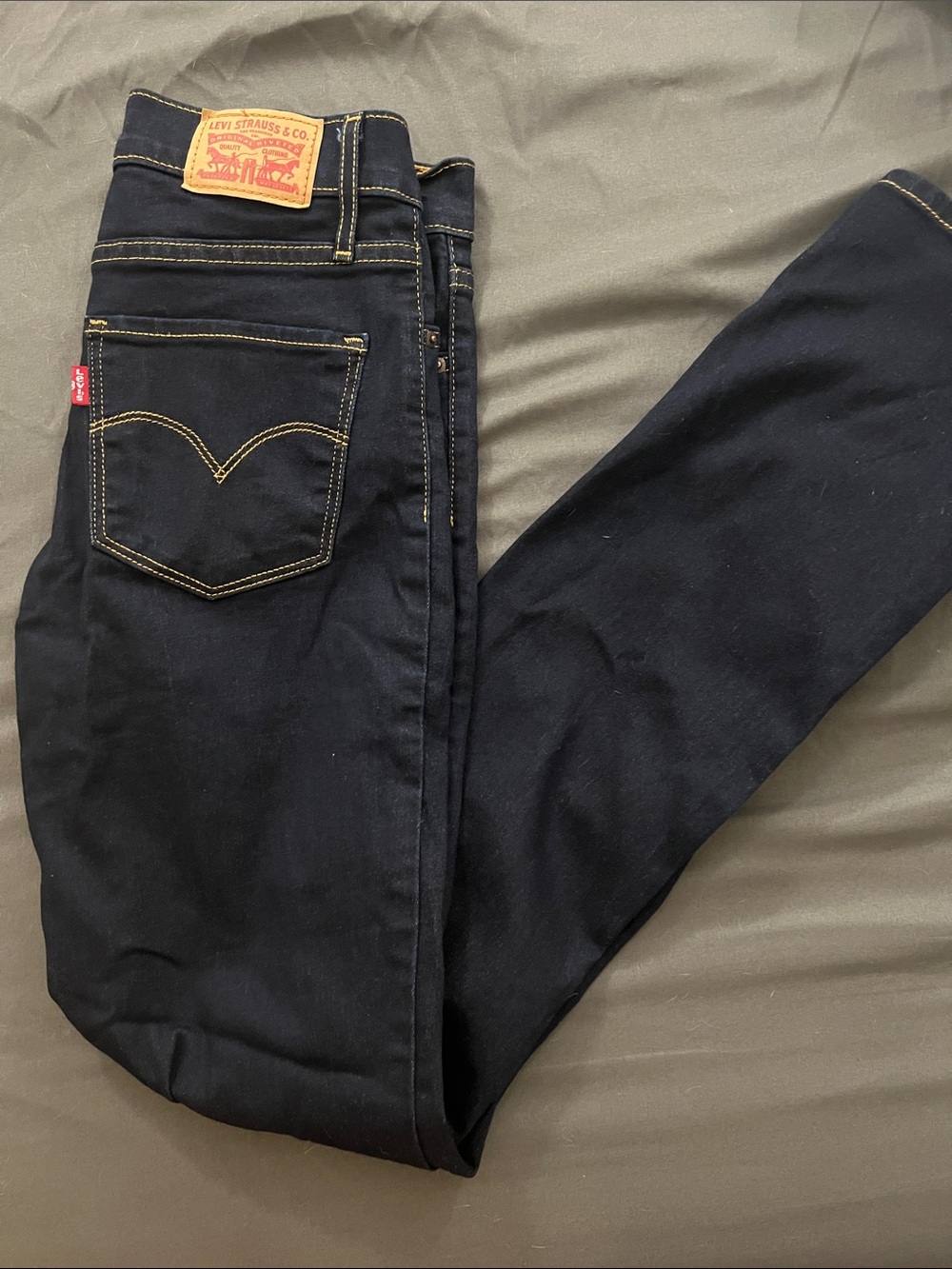 Levi's Women High Rise Straight Dark Navy Jeans